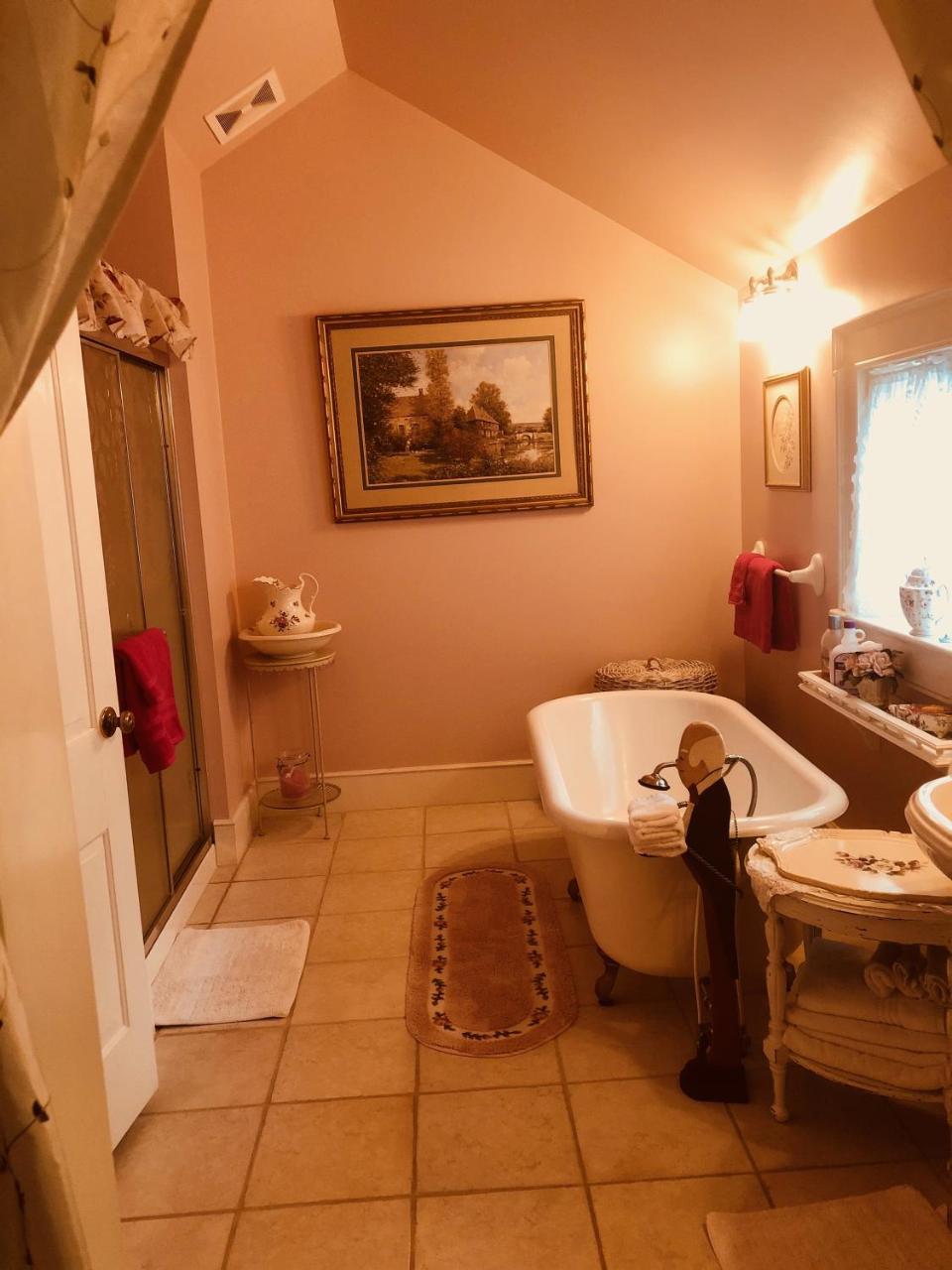 Princess Anne Book Lovers Inn Extérieur photo